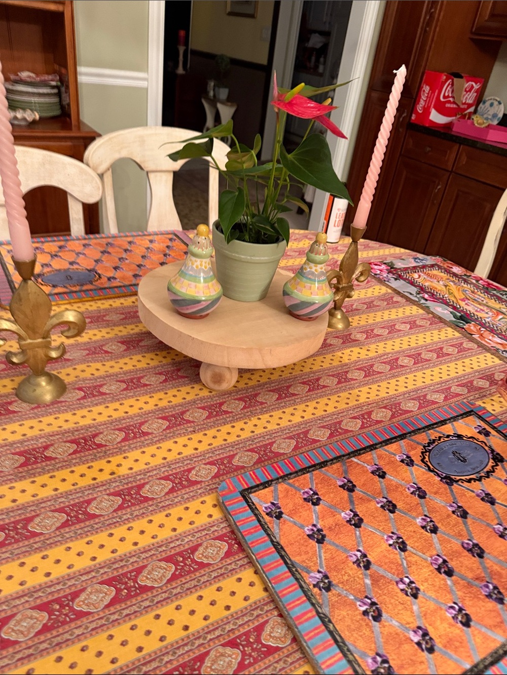 Elevated table tray wood